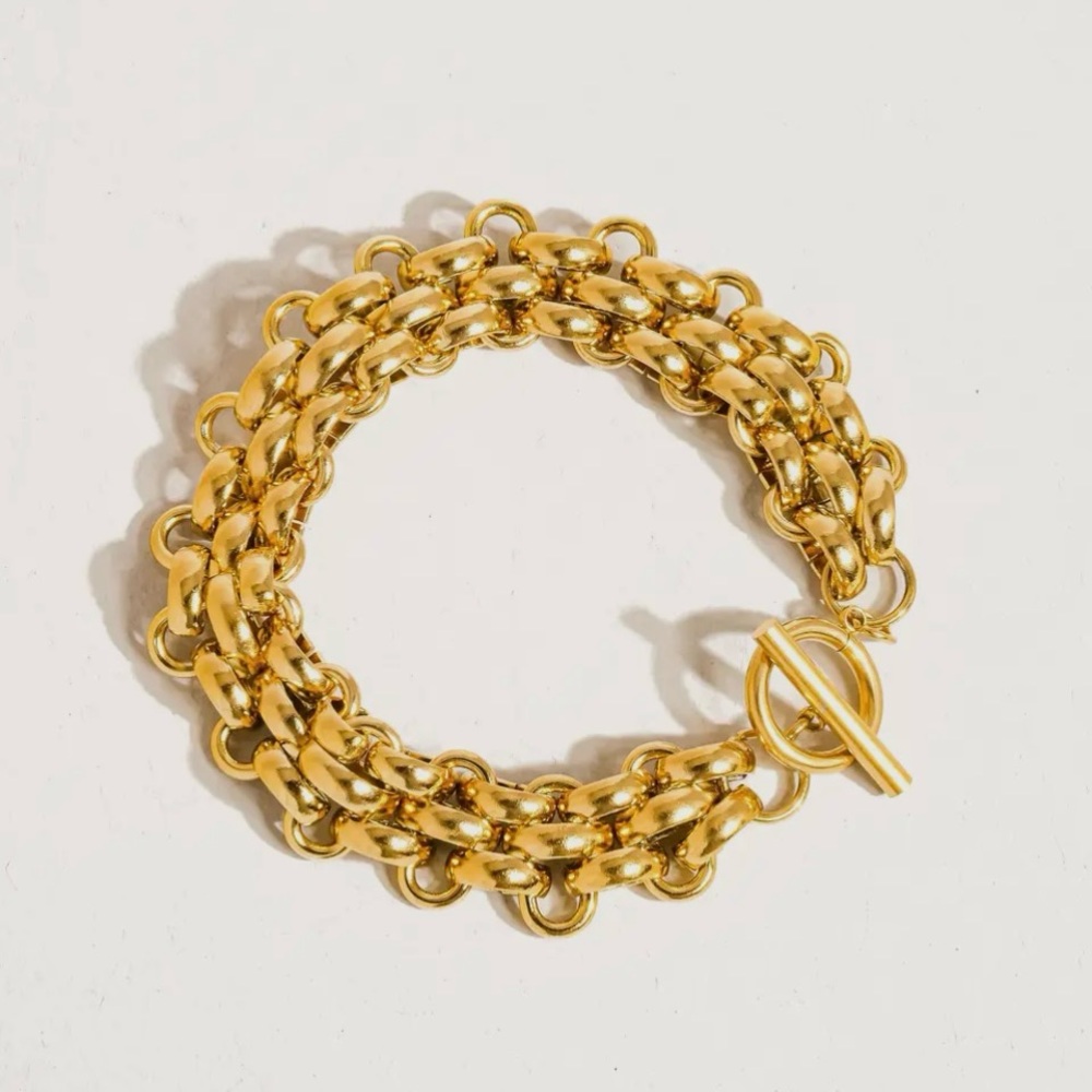 18k Gold Non-Tarnish Bold Weave Bracelet